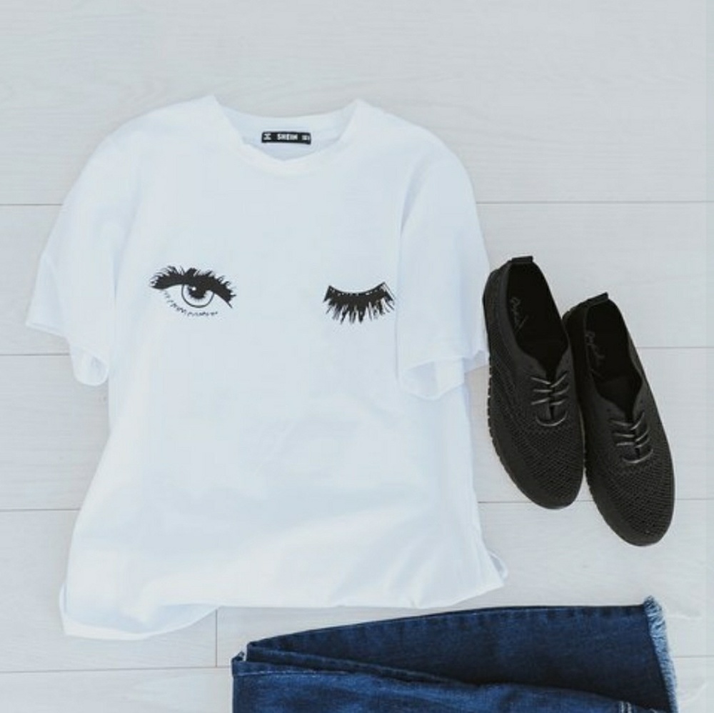 Eyelash Wink White & Black Graphic Tee - Picture 2 of 3